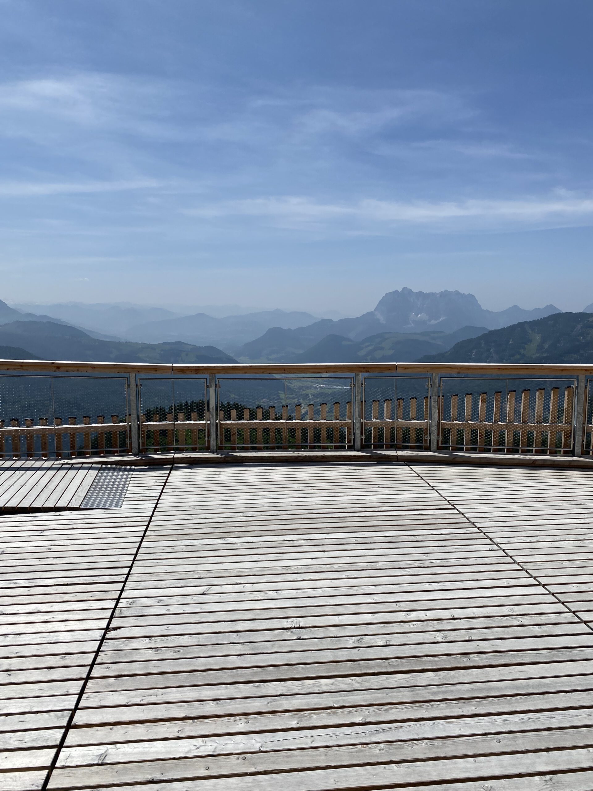 Panorama-Muschel der Steinplatte: Euer Traumfort für eine Berghochzeit in Tirol. 